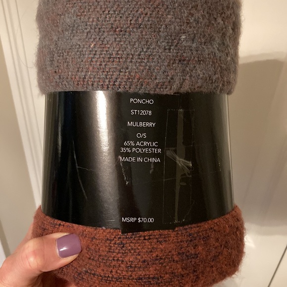 NEW BB Dakota Poncho one size Mulberry. - Picture 4 of 5
